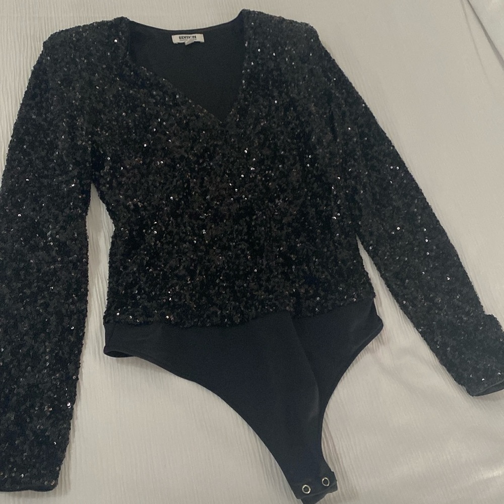 New without tags EXPRESS sequins black bodysuit